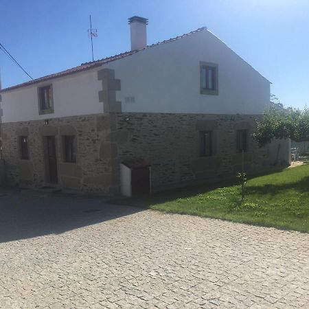 Casadaldeiadalmofala Exteriör bild