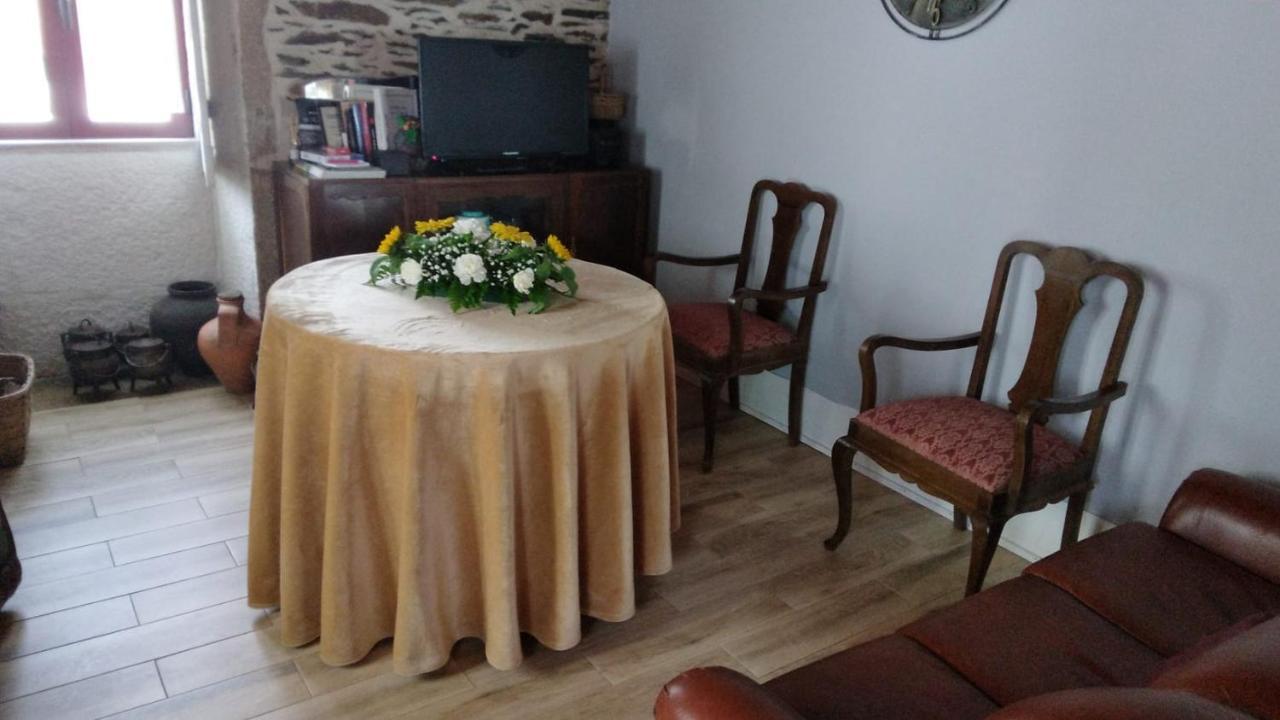 Casadaldeiadalmofala Exteriör bild
